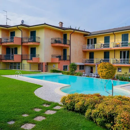 Al Pescador Hotel